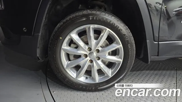 Jeep Cherokee 2015 thumb 3