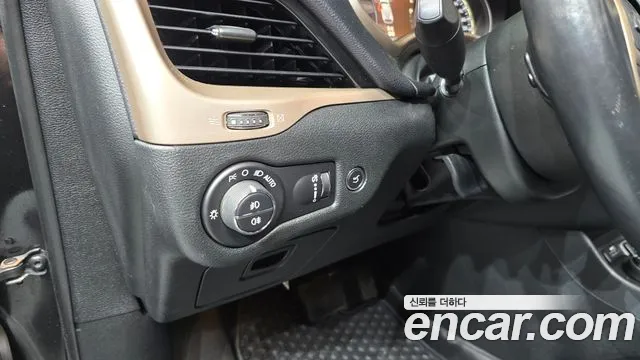 Jeep Cherokee 2015 thumb 12