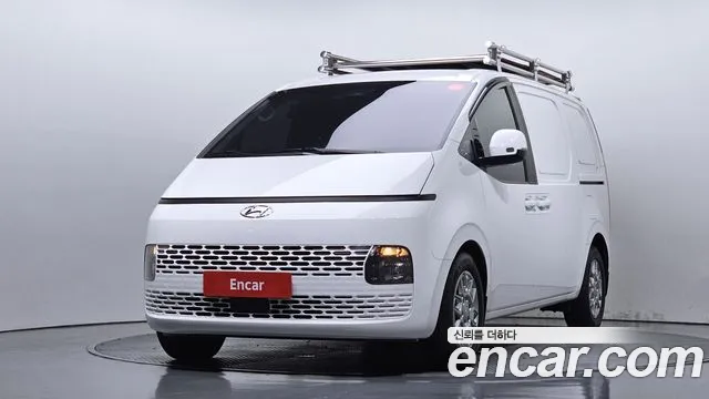 Hyundai Staria 2021 thumb 4