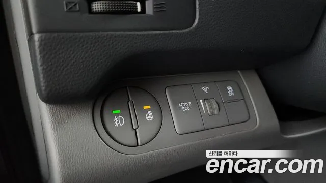 Hyundai Starex 2020 thumb 10