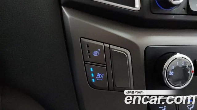 Hyundai Starex 2020 thumb 4