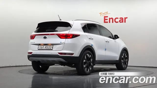 Kia Sportage 2018 thumb 8