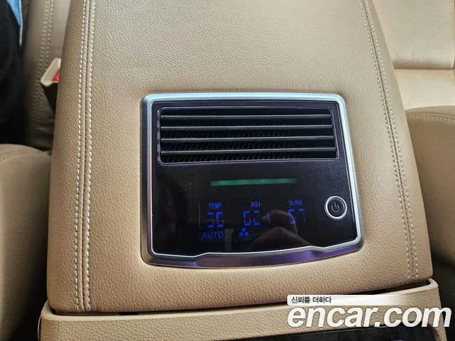 Kia Carnival 2018 thumb 12
