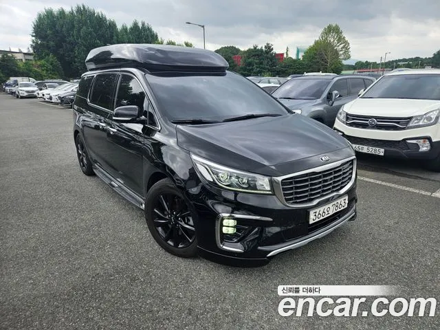 Kia Carnival 2018 thumb 6