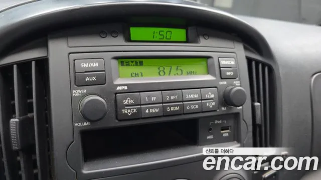 Hyundai Staria 2012 thumb 8