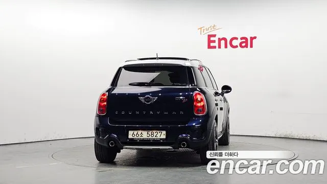 Mini Countryman 2015 thumb 11