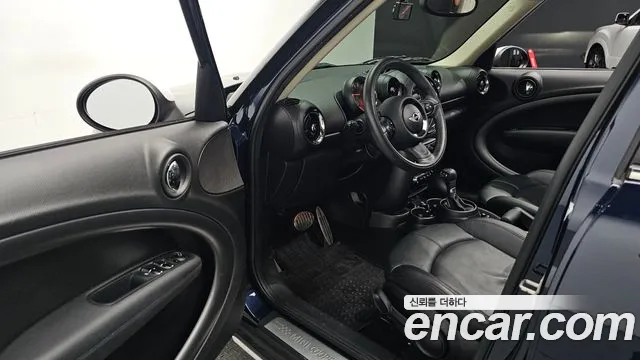 Mini Countryman 2015 thumb 12