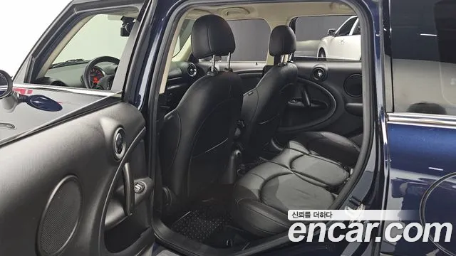 Mini Countryman 2015 thumb 2
