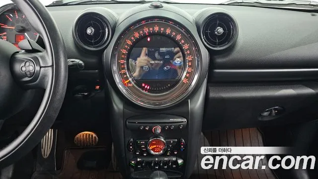 Mini Countryman 2015 thumb 9