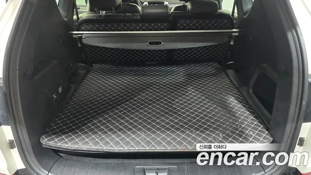 KGM Rexton 2017 thumb 6