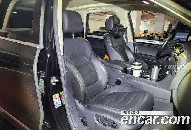 Volkswagen Touareg 2015 thumb 5