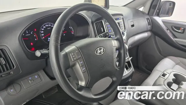 Hyundai Staria 2016 thumb 8