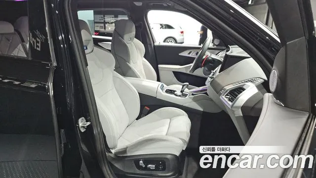BMW XM 2025 thumb 5
