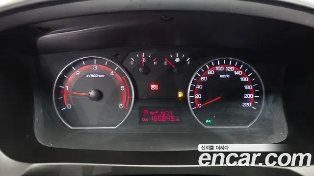 KGM Korando 2015 thumb 11
