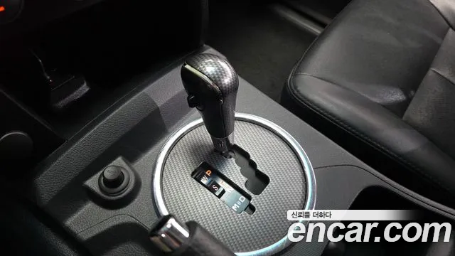 KGM Korando 2015 thumb 12
