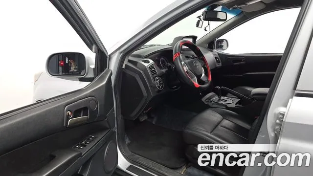 KGM Korando 2015 thumb 6