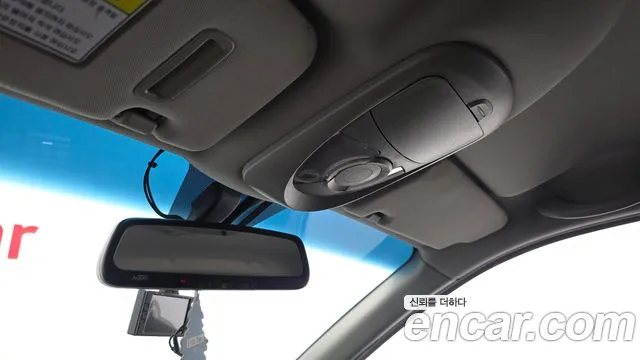 KGM Korando 2015 thumb 9
