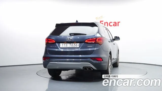 Hyundai Santafe 2015 thumb 10