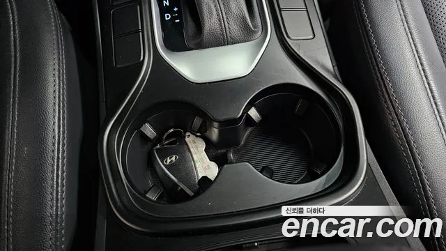 Hyundai Santafe 2015 thumb 9