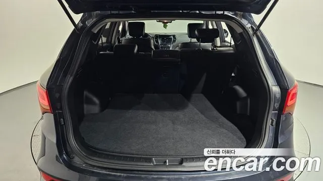 Hyundai Santafe 2015 thumb 2