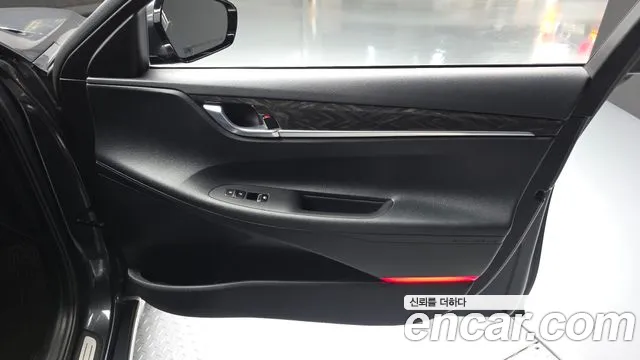 Hyundai Grandeur 2018 thumb 10