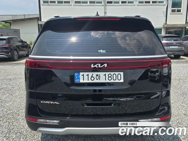 Kia Carnival 2022 thumb 11