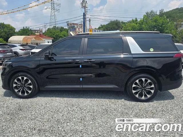 Kia Carnival 2022 thumb 9
