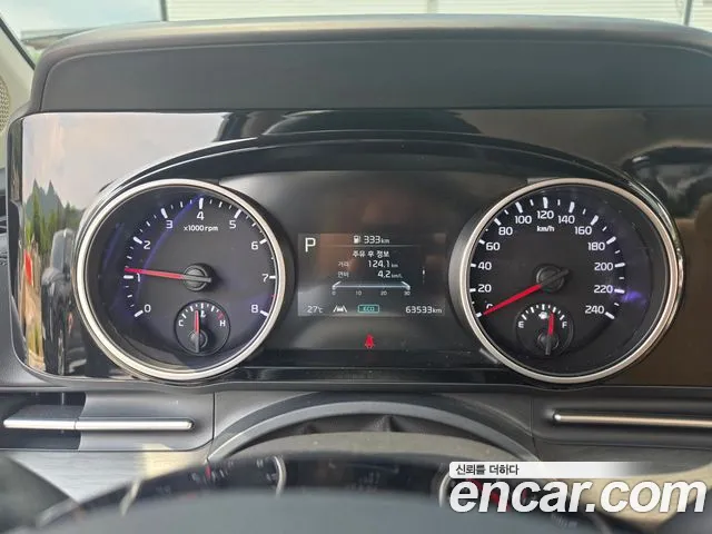 Kia Carnival 2022 thumb 4