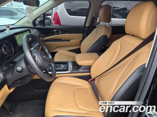 Kia Carnival 2022 thumb 2