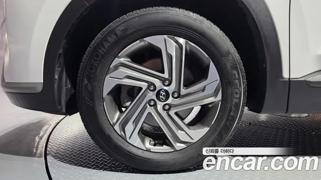 Hyundai Santa Fe 2023 thumb 2