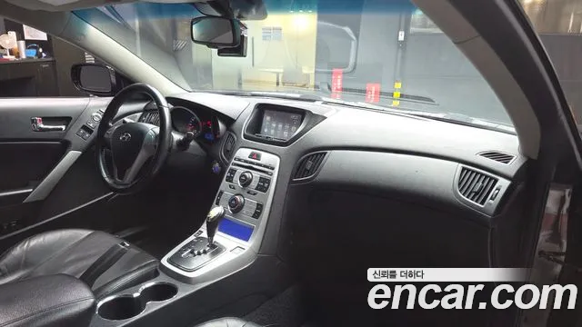 Hyundai Genesis 2009 thumb 10