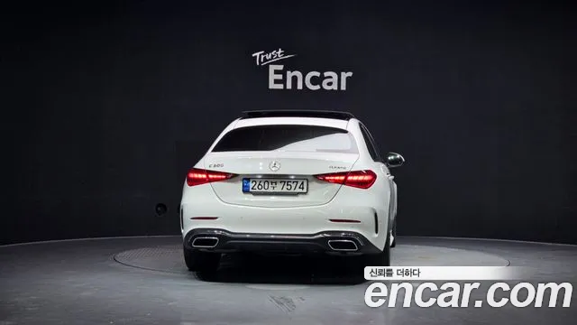 Mercedes-Benz C-Class 2022 thumb 8