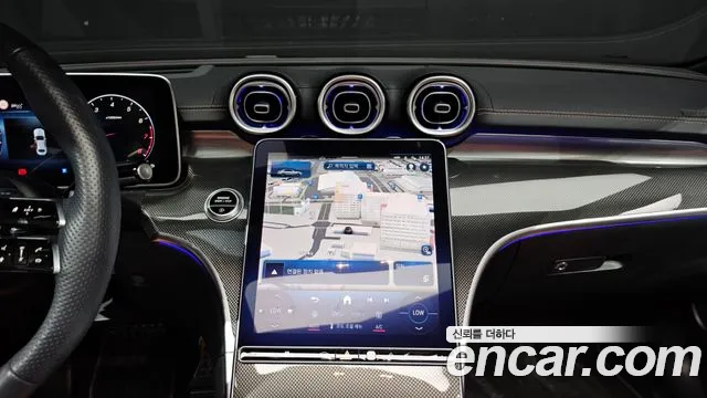 Mercedes-Benz C-Class 2022 thumb 11