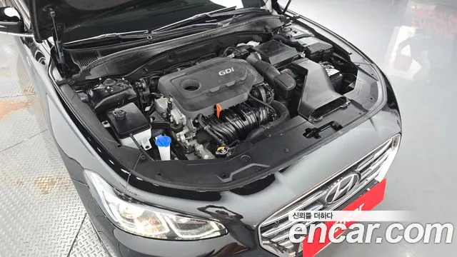 Hyundai Grandeur 2017 thumb 10