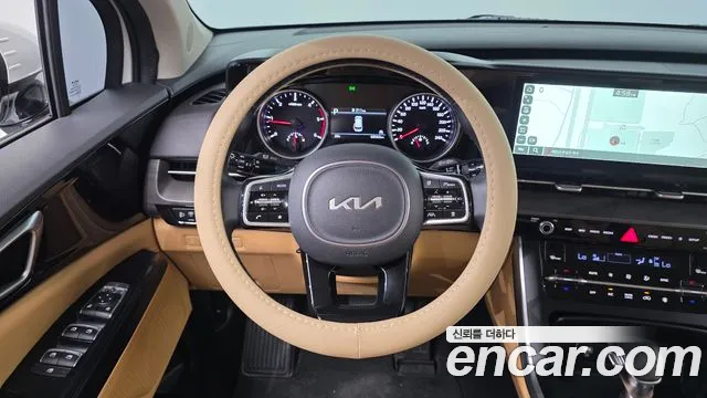 Kia Carnival 2021 thumb 8
