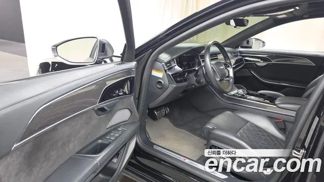 Audi S8 2021 thumb 7