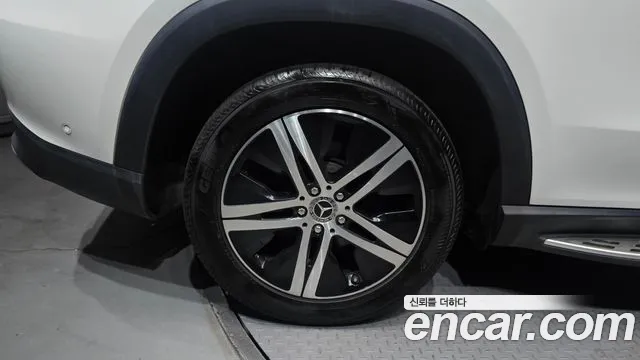 Mercedes-Benz E-Класс 2020 thumb 10