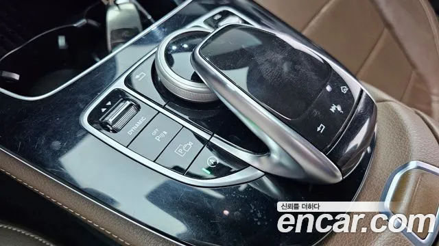 Mercedes-Benz E-Class 2018 thumb 3