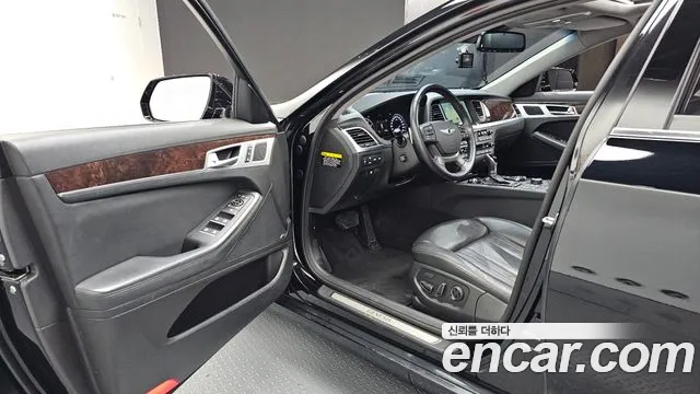 Hyundai Genesis 2015 thumb 2