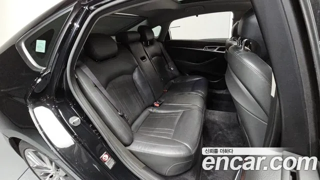 Hyundai Genesis 2015 thumb 12