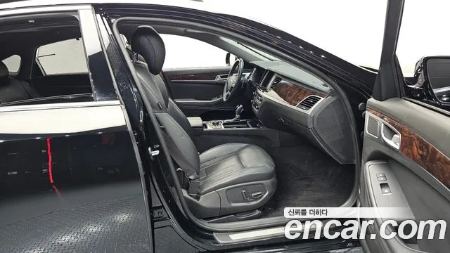 Hyundai Genesis 2015 thumb 9