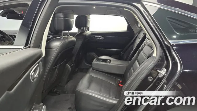 Renault SM6 2017 thumb 10