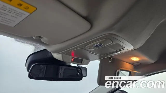 Renault SM6 2017 thumb 8