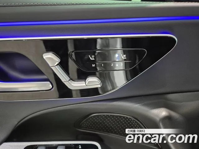 Mercedes-Benz E-Class 2026 thumb 5