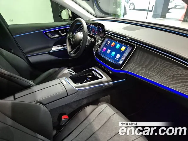 Mercedes-Benz E-Class 2026 thumb 7