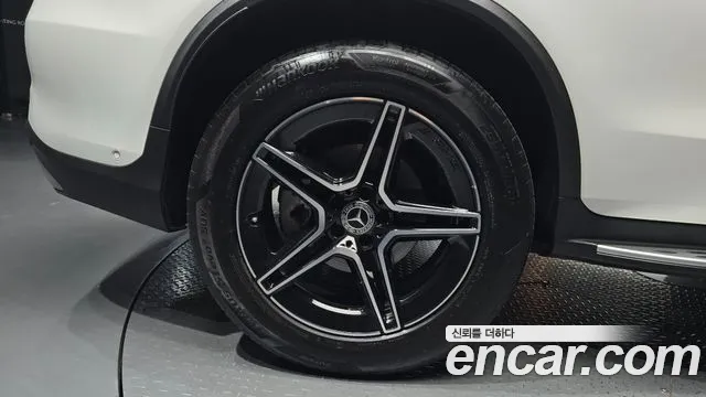 Mercedes-Benz GLC 2022 thumb 4