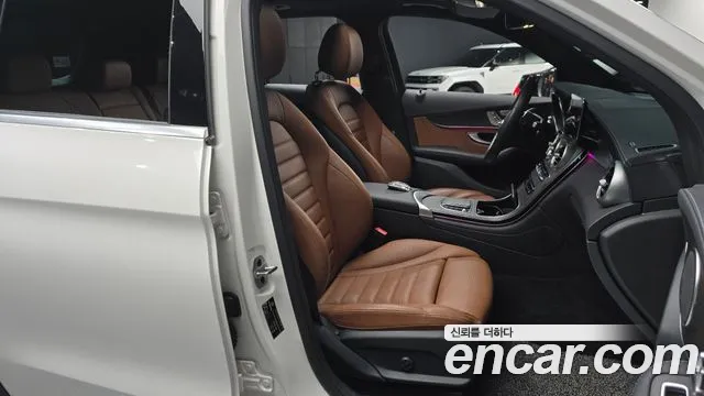Mercedes-Benz GLC 2022 thumb 8