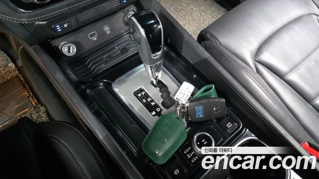 KGM Rexton 2018 thumb 2