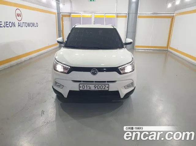 KGM Tivoli 2017 thumb 7