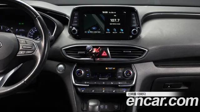 Hyundai Santa Fe 2018 thumb 2